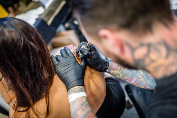 tattoo-artist-at-work-2024-11-30-14-08-11-utc The Grizzly Bear – A Canadian Icon