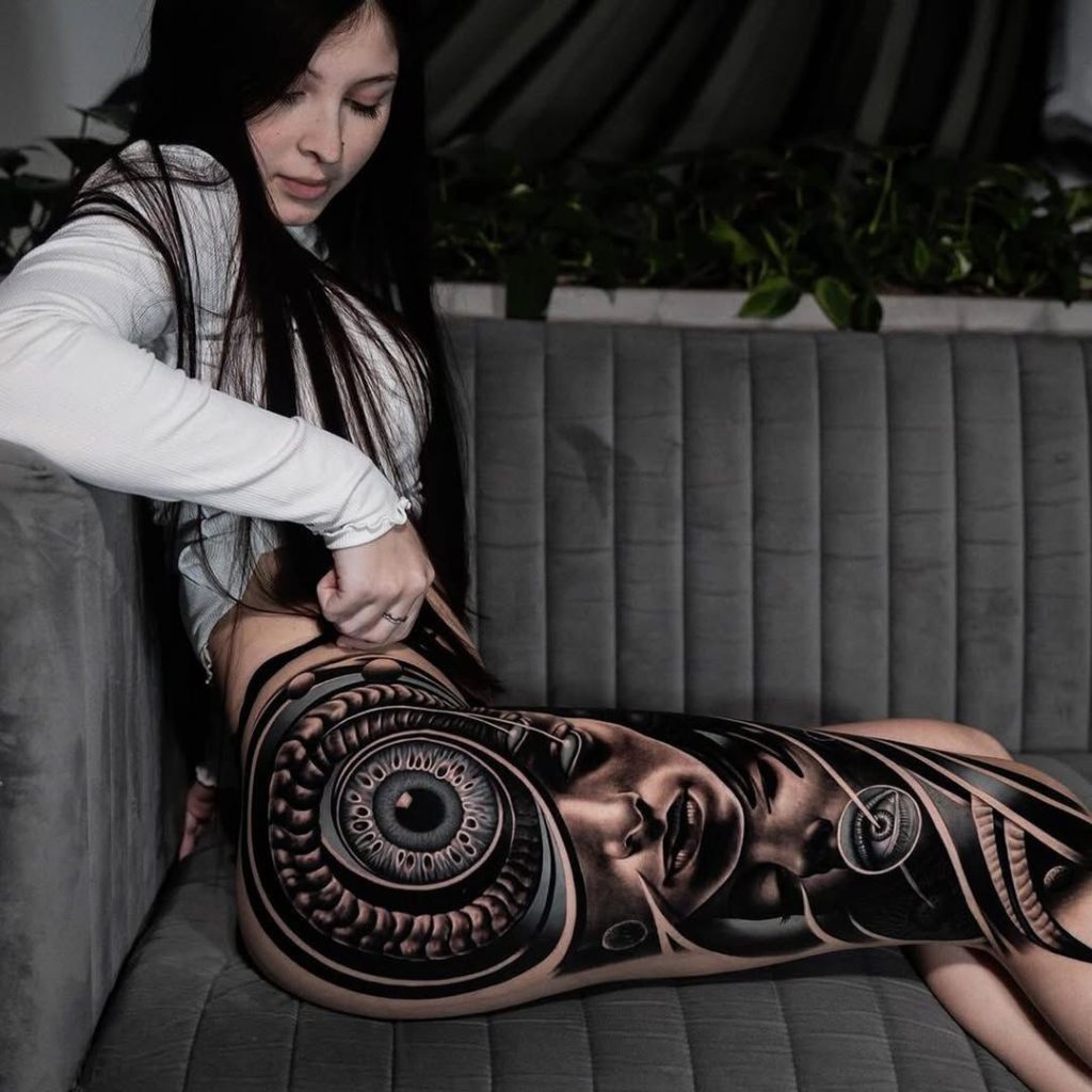 Tattoo Colombia Muchacha Tatuada Pierna